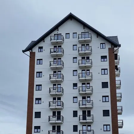 Apartment Skyline Lux Zlatna Lisica *
