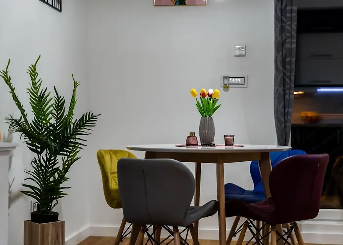 Skyline Lux Zlatna Lisica